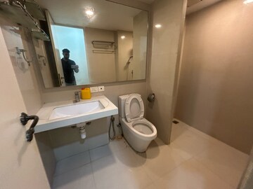 Attached Bathroom in 3 BHK Apartment at Hiranandani Estate Pelican, Hiranandani Estate – for Rent