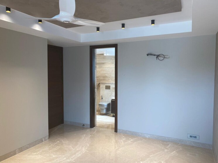 Room, dlf phase i 4 Bedroom 500 Sq.Yd. Builder Floor In Dlf Phase I Gurgaon 9079892