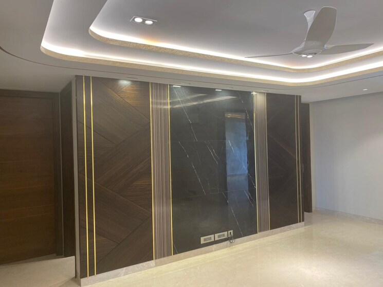 undefined, dlf phase i 4 Bedroom 500 Sq.Yd. Builder Floor In Dlf Phase I Gurgaon 9079892