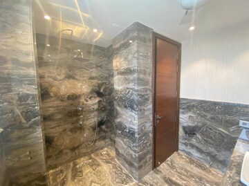 Attached Bathroom in 4 BHK Builder Floor at Dlf Phase I – for Rent