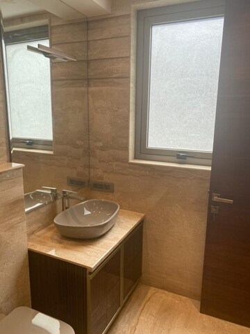 Attached Bathroom in 4 BHK Builder Floor at Dlf Phase I – for Rent
