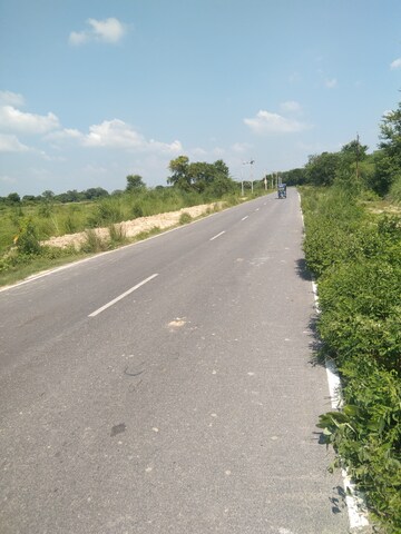 Plot Area in  Land at Kanpur University – for Sale