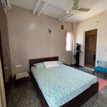 Bedroom in 3 BHK Builder Floor at Malibu Town – for Rent