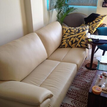 Living Room in 3 BHK Builder Floor at Malibu Town – for Rent