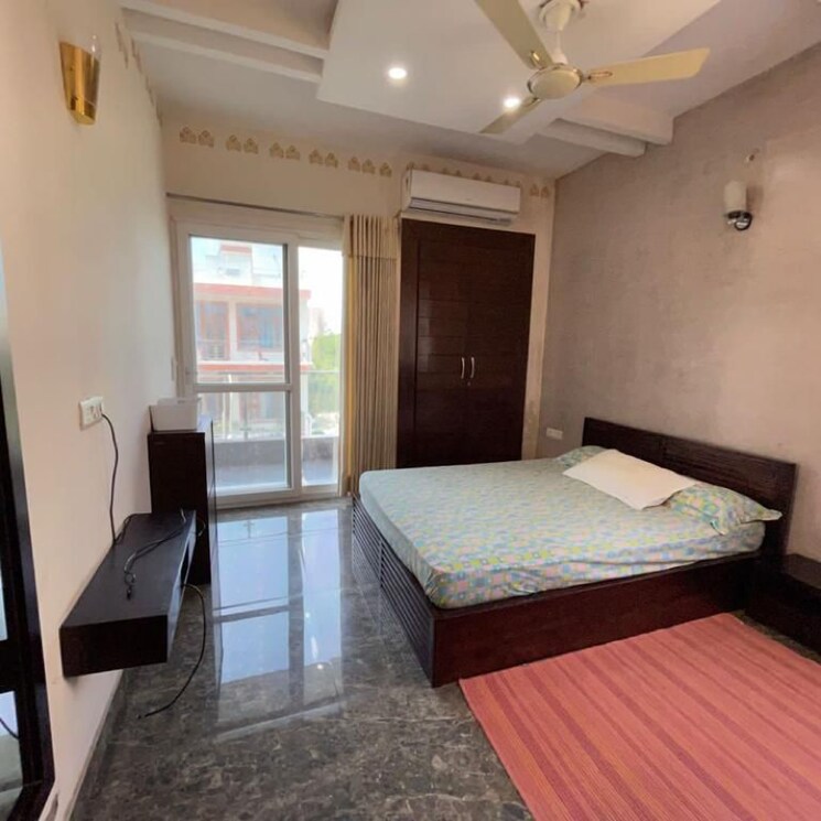 Master Bedroom, malibu town 3 Bedroom 2200 Sq.Ft. Builder Floor In Malibu Town Gurgaon 9079954