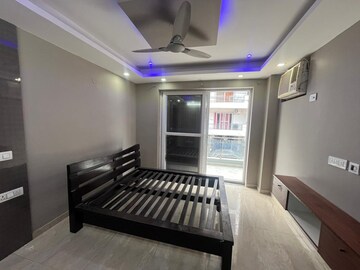 Bedroom in 3 BHK Builder Floor at Sector 52 – for Sale