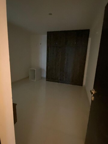 Room in 3 BHK Apartment at Rajapushpa Regalia, Kokapet – for Rent
