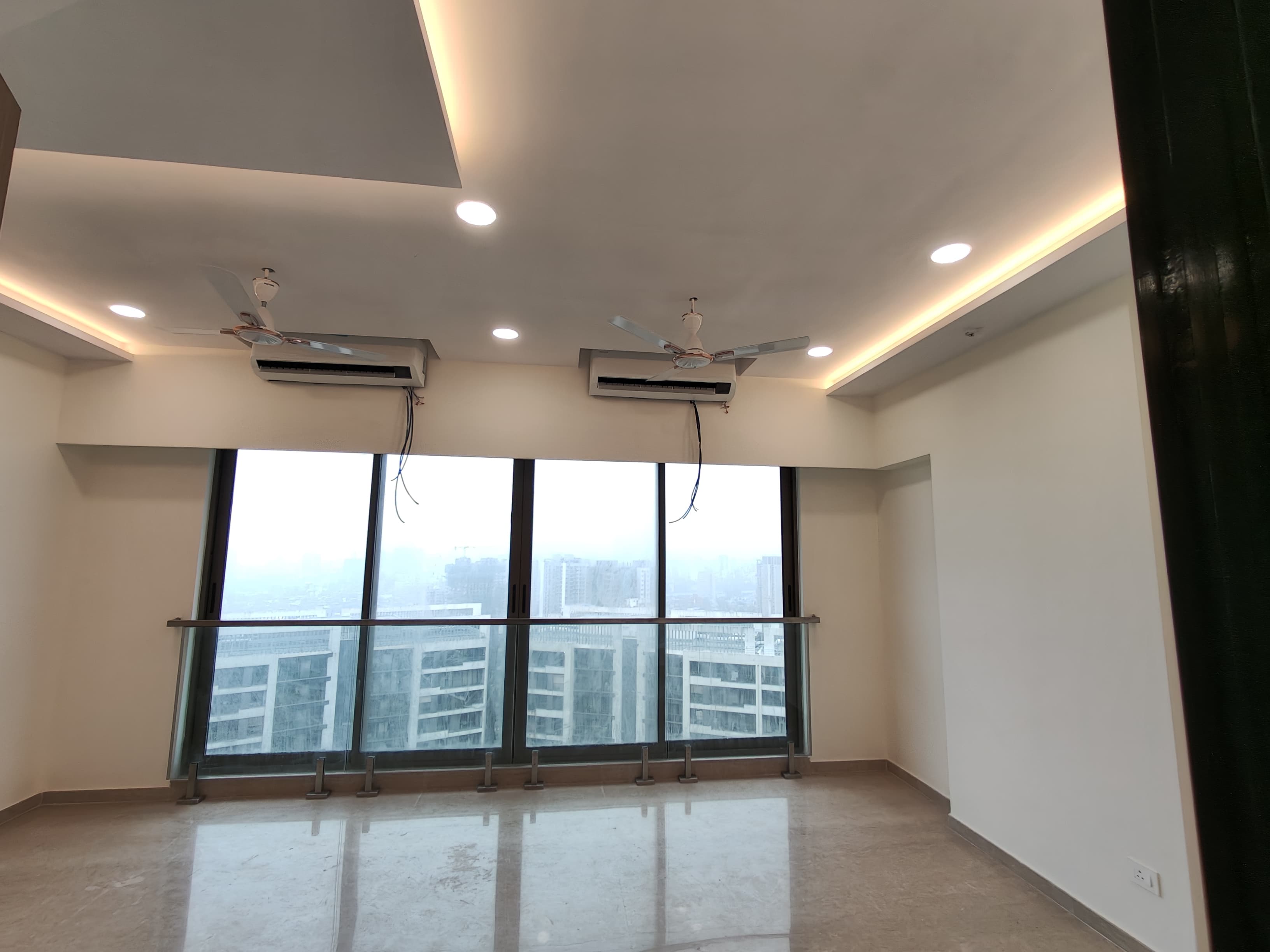 2 BHK + Extra Room Apartment For Rent in Adani Ten BKC
