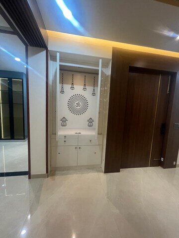 Building Lobby in 3 BHK Builder Floor at Sector 52 – for Sale