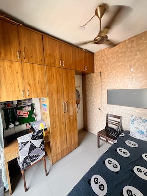 Bedroom in 1.5 BHK Apartment at Akanksha Pioneer, Vartak Nagar – for Sale