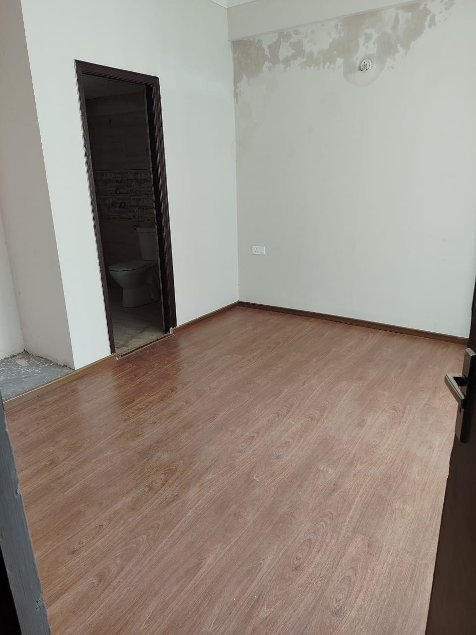 2.5 BHK + Study Room Apartment For Rent in Amrapali Golf Homes