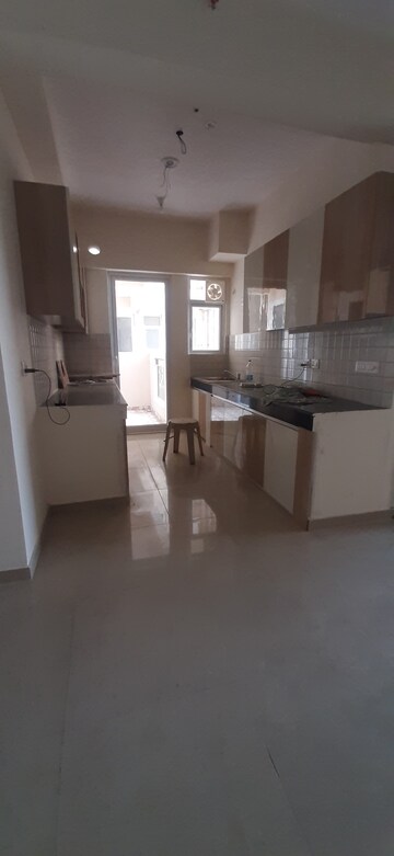 Kitchen in 3 BHK Builder Floor at Land Craft Golf Links Villa, Pandav Nagar – for Sale