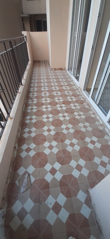 Balcony in 3 BHK Builder Floor at Land Craft Golf Links Villa, Pandav Nagar – for Sale