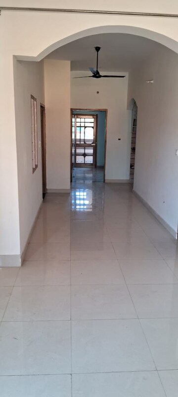2 BHK Independent House For Rent in Gms Road