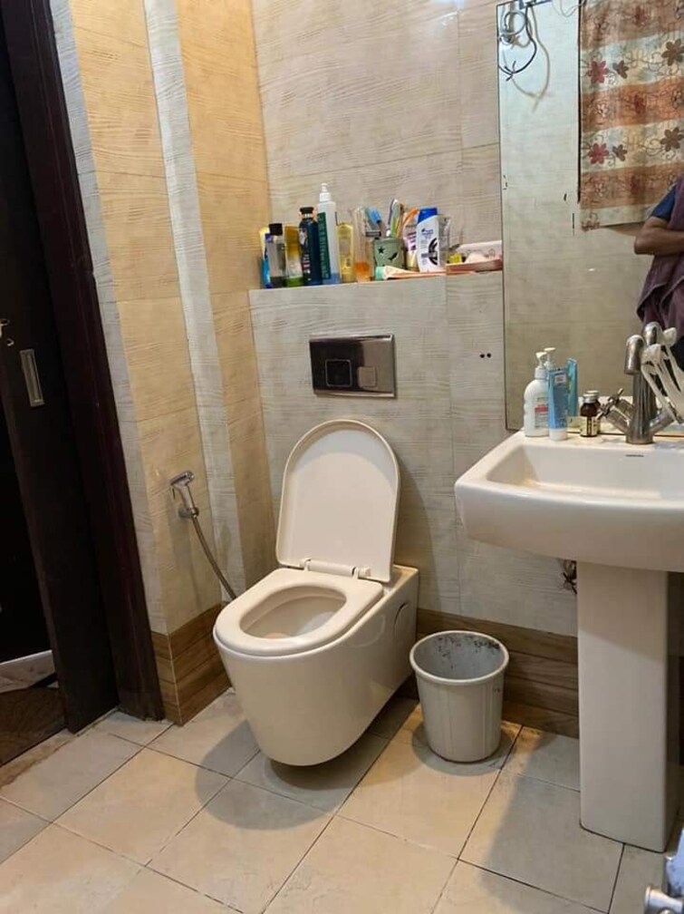 Cover Image, sector 52 3 Bedroom 205 Sq.Yd. Builder Floor In Sector 52 Gurgaon 9080094