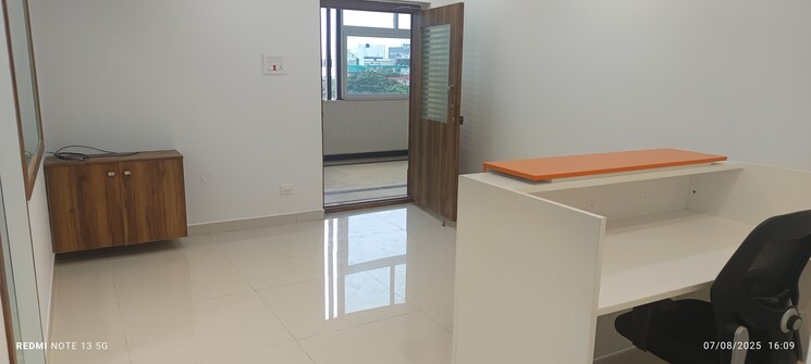 Room, kavuri-hills Commercial Office Space in IT/SEZ 1650 Sq.Ft. In Madhapur Hyderabad 9080095
