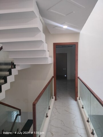 Building Lobby in 5 BHK Villa at Tulsi Nagar – for Sale