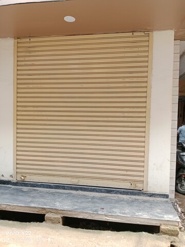  Shop For Rent in Laxmi Nagar