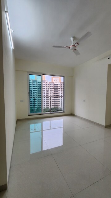 Bedroom in 3 BHK Apartment at Kapur Bawdi – for Rent