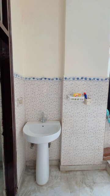 Bathroom in 2 BHK Apartment at Alpha 1 RWA, Alpha 1 Greater Noida – for Rent