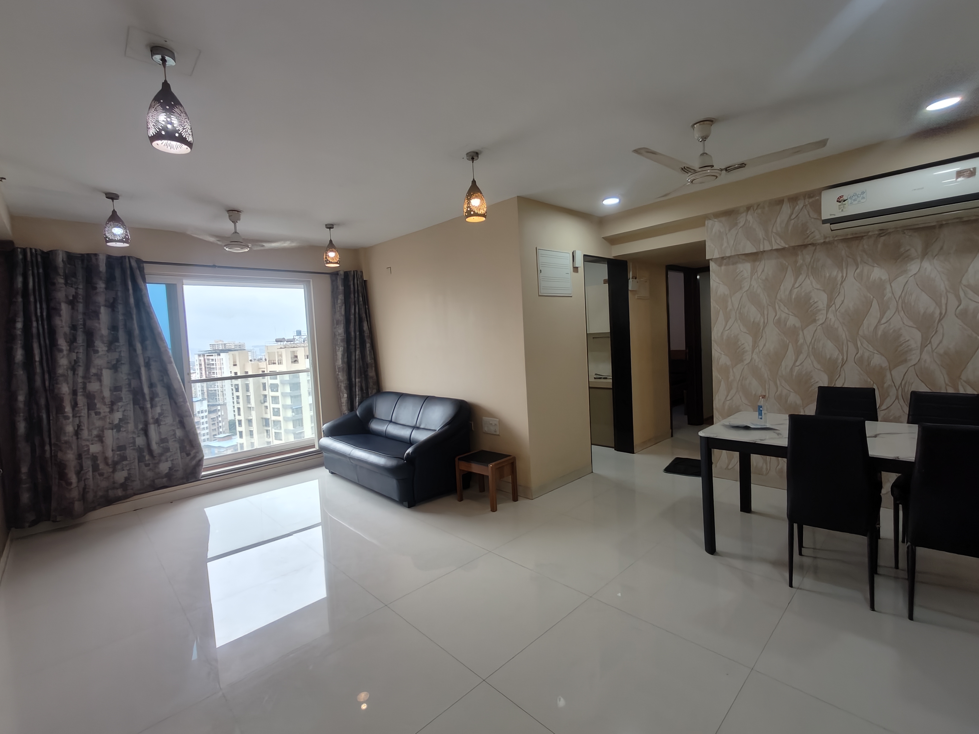 2 BHK + Pooja Room,Extra Room Apartment For Rent in Sheth Avalon