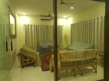 Living Room in 2 BHK Apartment at Alpha 1 RWA, Alpha 1 Greater Noida – for Rent