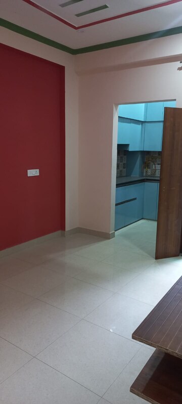 Room in 2 BHK Builder Floor at Sector 112 – for Rent