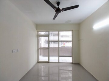 Room in 2 BHK Apartment at Pyramid Elite, Sector 86 – for Sale