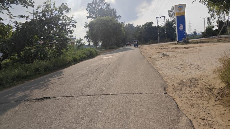 undefined, sector swarn nagri  299 Sq.Mt. Plot In Sector Swarn Nagri Greater Noida 9080589