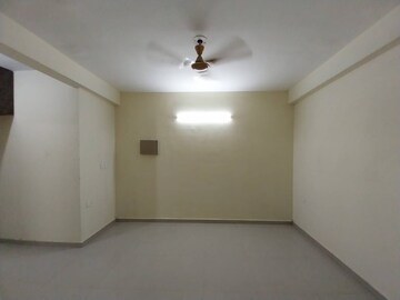Room in 2 BHK Apartment at Pyramid Elite, Sector 86 – for Sale