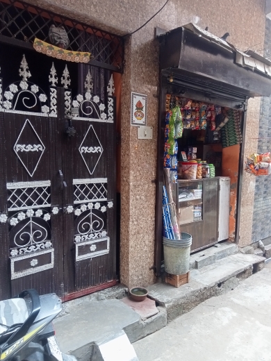 6+ BHK + Extra Room Independent House For Sale in Sadarpur