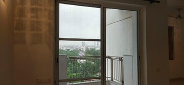 Room in 3 BHK Apartment at Bestech Park View Spa, Sector 47 – for Rent