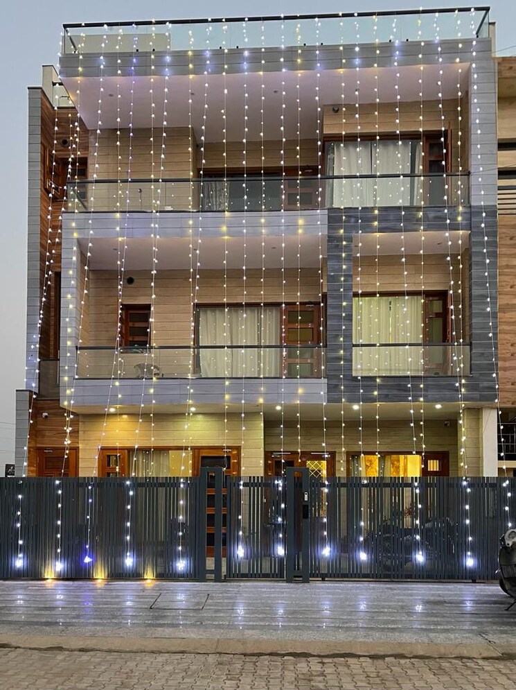 Exterior View, sector 85 6+ Bedroom 240 Sq.Yd. Independent House In Sector 85 Mohali 9080192