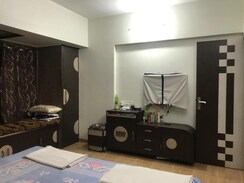 2 BHK + Extra Room Apartment For Sale in Panch Pakhadi