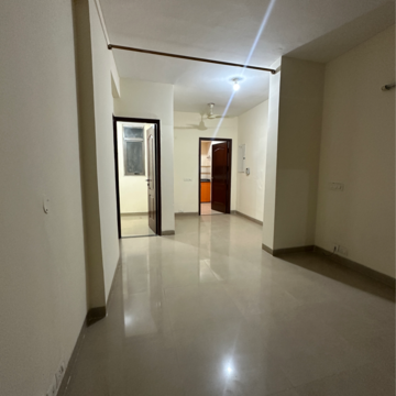 Building Lobby in 1.5 BHK Apartment at Unitech Uniworld Gardens 2, Malibu Town – for Rent