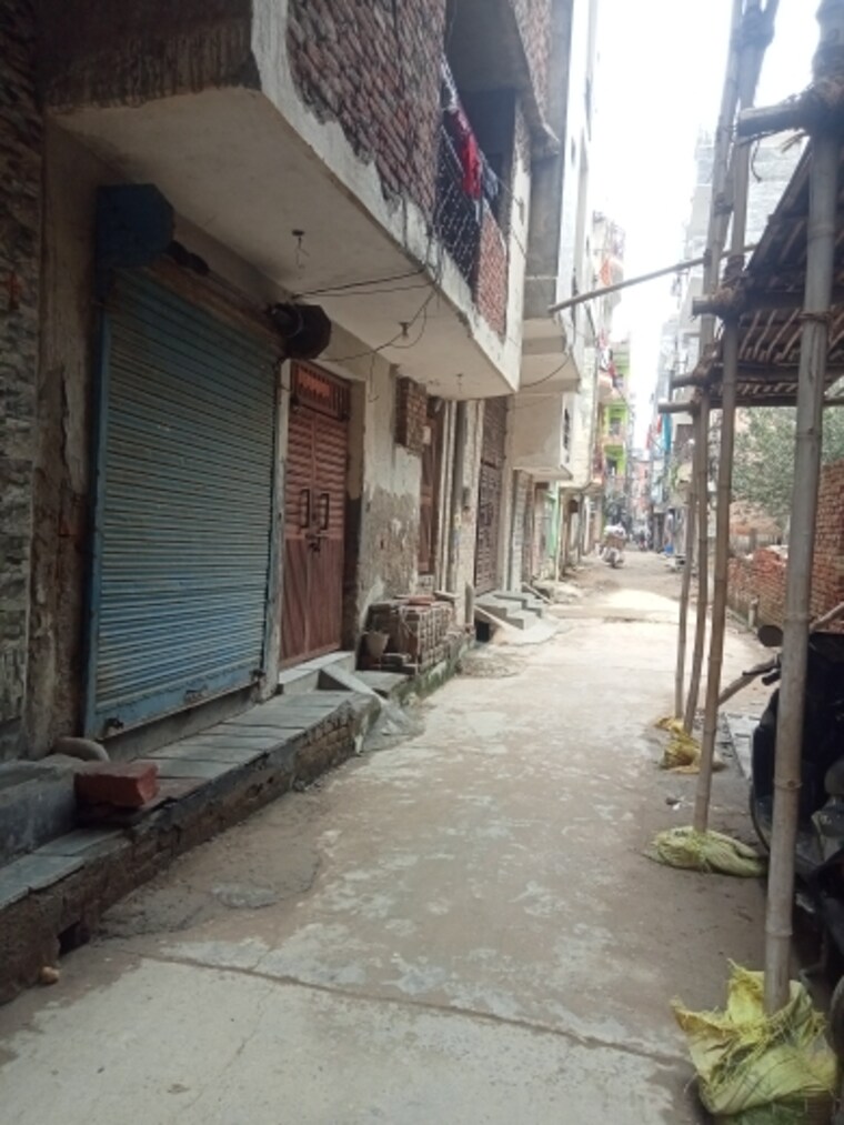 Exterior View, sadarpur 6+ Bedroom 100 Sq.Yd. Independent House In Sadarpur Noida 9080218