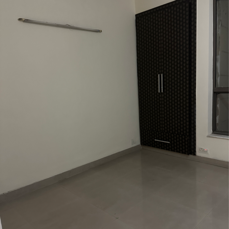 Room, unitech-uniworld-gardens-2 2 Bedroom 973 Sq.Ft. Apartment In Malibu Town Gurgaon 9080231