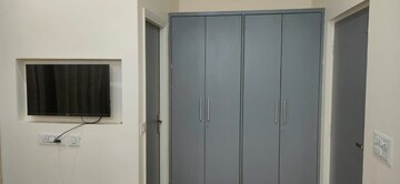 Building Lobby in 1 RK Builder Floor at Sector 39 – for Rent