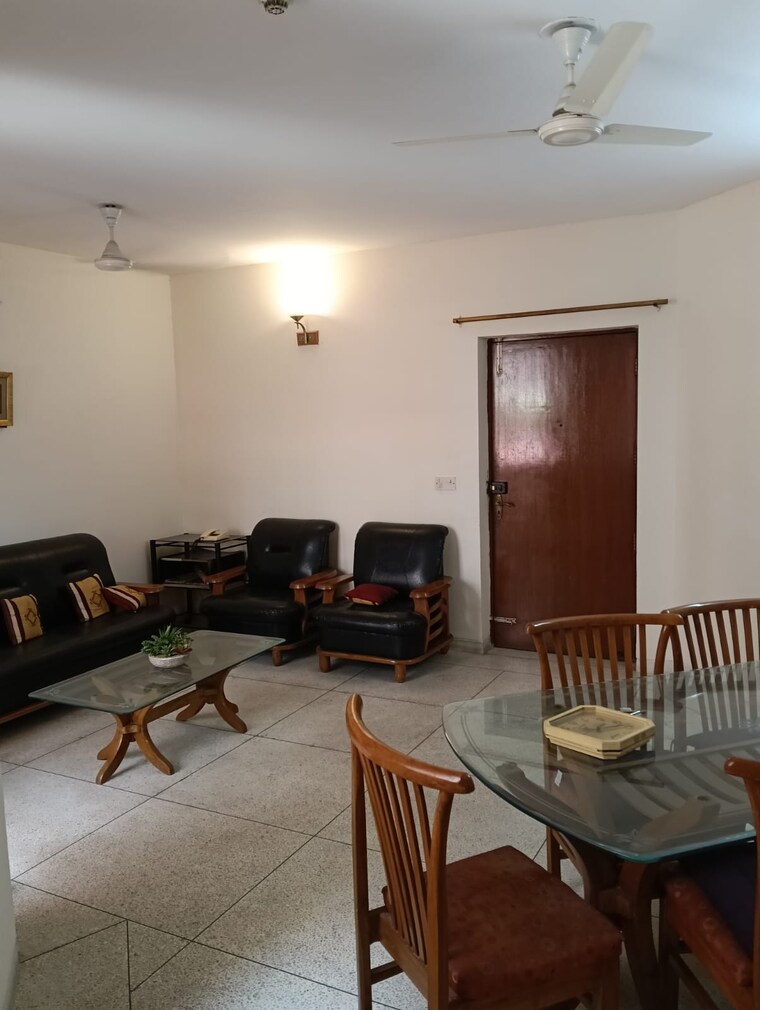 Living Room, dlf-the-royalton-tower 2 Bedroom 1153 Sq.Ft. Apartment In Dlf Phase V Gurgaon 9080272