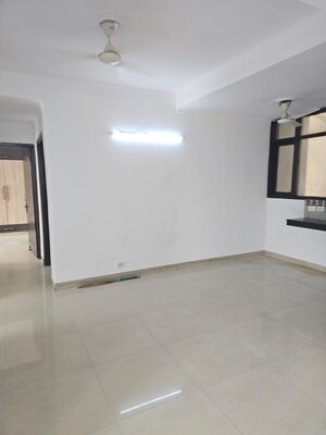 Room in 3.5 BHK Apartment at Sector 22 Dwarka – for Sale