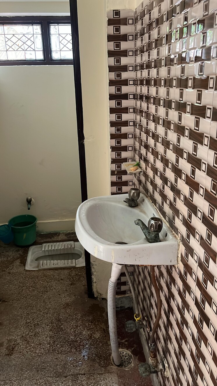 Bathroom, phi ii greater noida 1 RK 350 Sq.Ft. Builder Floor In Phi Ii Greater Noida Greater Noida 9080276