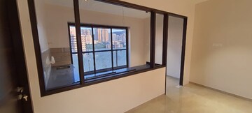 Room in 3 BHK Apartment at Lake Front Solitaire, Powai – for Sale