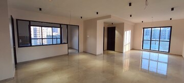 Room in 3 BHK Apartment at Lake Front Solitaire, Powai – for Sale