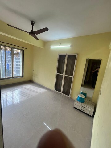 Room in 2 BHK Apartment at Kalyan West – for Rent