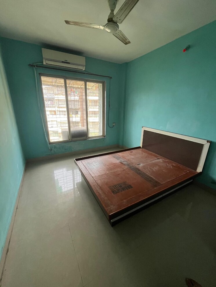 Room, kalyan west 2 Bedroom 1000 Sq.Ft. Apartment In Kalyan West Thane 9080299