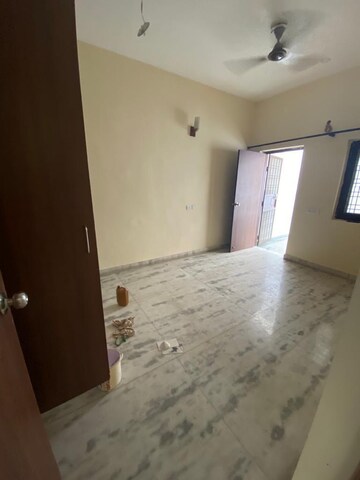 Room in 3 BHK Independent House at Uday Arden 45, Sector 45 – for Rent