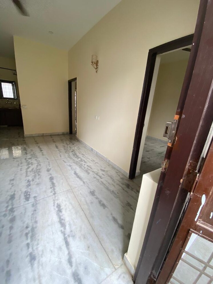 Room, uday-arden-45 3 Bedroom 2500 Sq.Ft. Independent House In Sector 45 Gurgaon 9080329