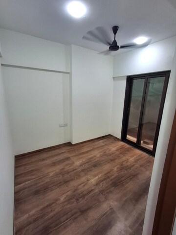 Room in 2 BHK Apartment at Commercial Chandra Darshan Heights, Chinchpokli – for Sale