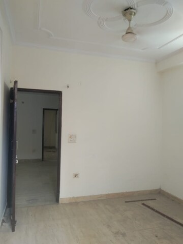 Room in 2 BHK Builder Floor at Rajpur Khurd Extension – for Rent