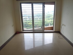 Room in 2 BHK Apartment at Kalpataru Hills, Manpada – for Sale